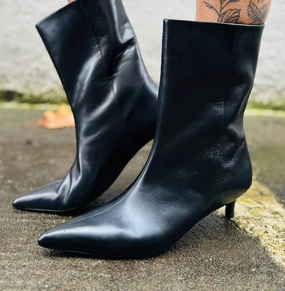 Women's Game Changer Boot In Black Fashion Guy