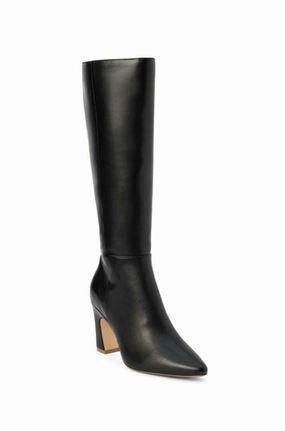 Willow Knee-High Boots In Black Hard Trail