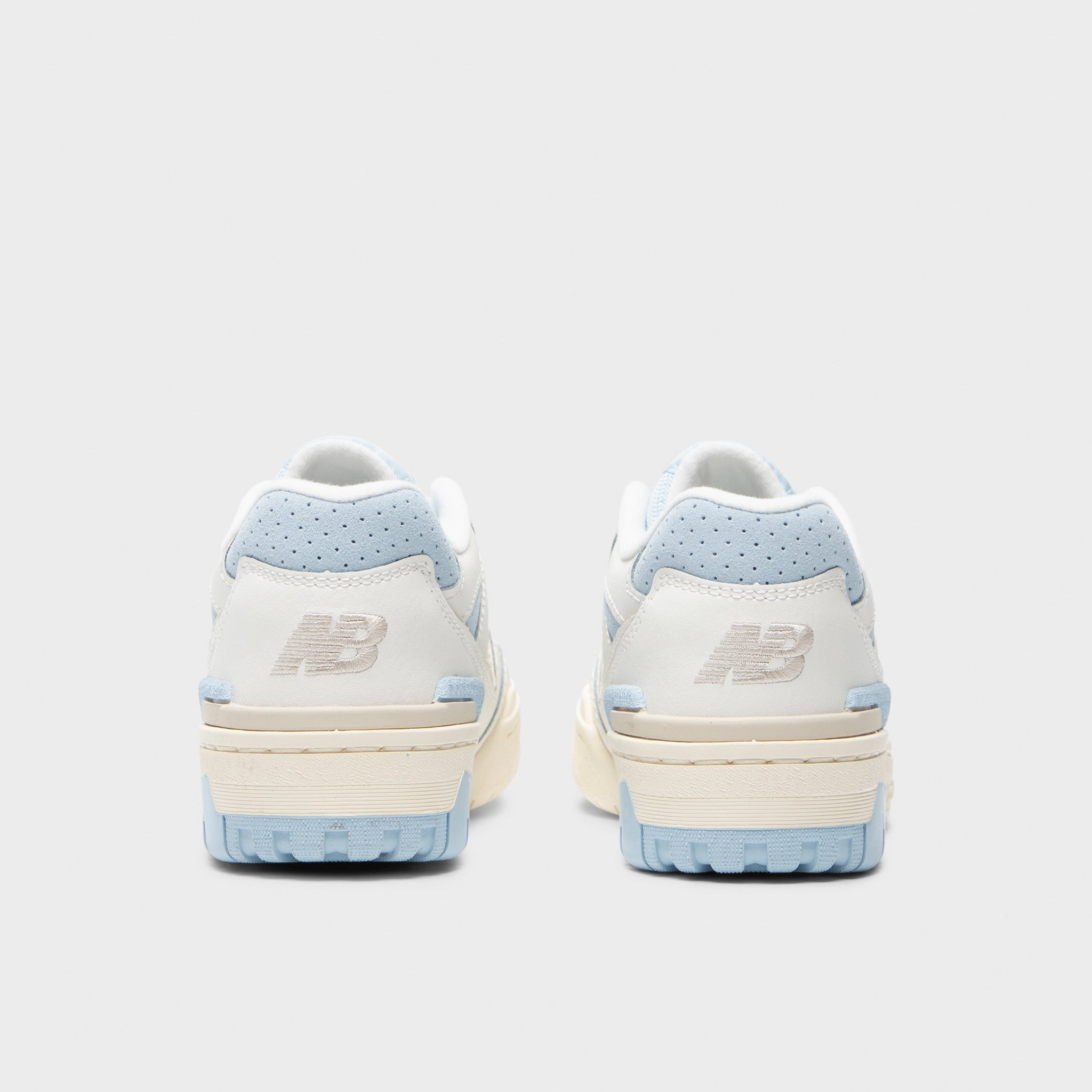 New Balance Juniors' 550 White / Light Blue Microfiber Lining Energy Returning Foam