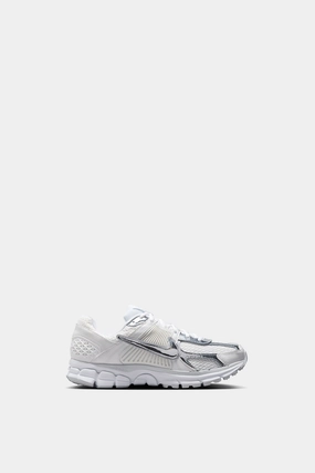 Soft Motion Women's Nike Zoom Vomero 5