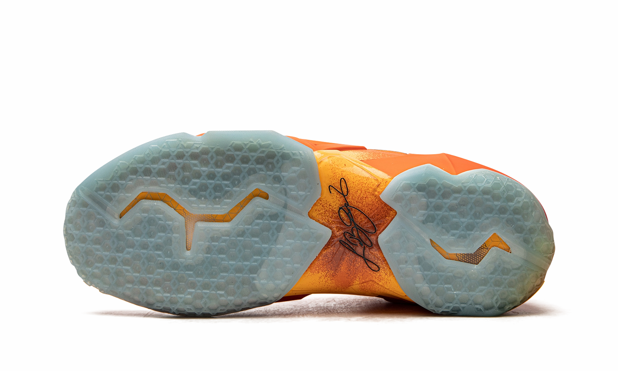 Lebron 11 Preheat Ventilated Design Dual Density Carrier