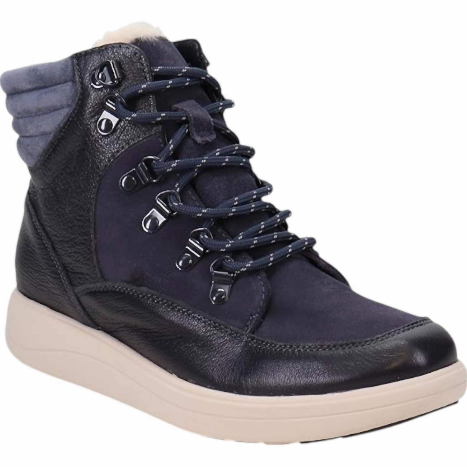 Breathable Trail Runner Women's Cotswold Boots In Navy