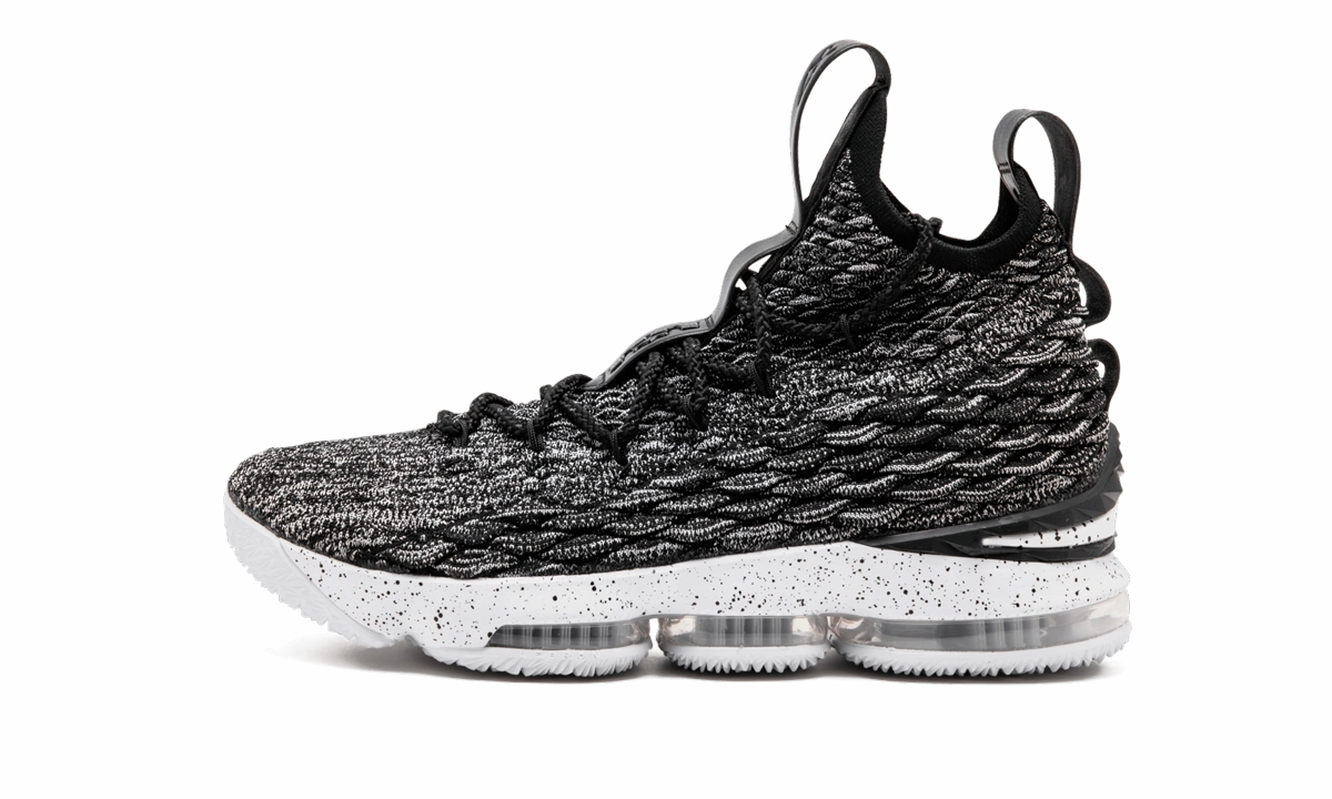 Elastic Collar Design Performance Grade Sole Lebron XV