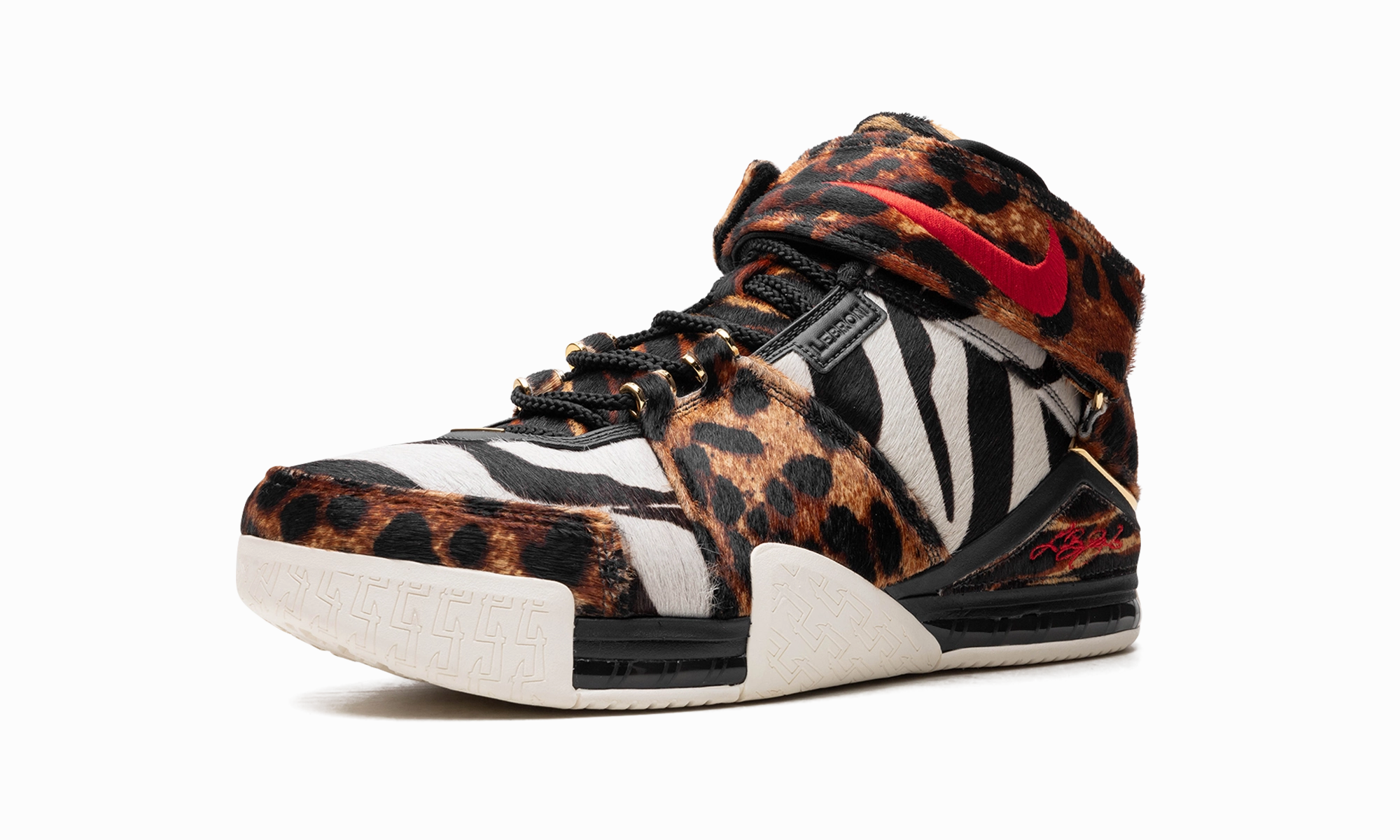 LeBron 2 "Beast" Ventilation Technology