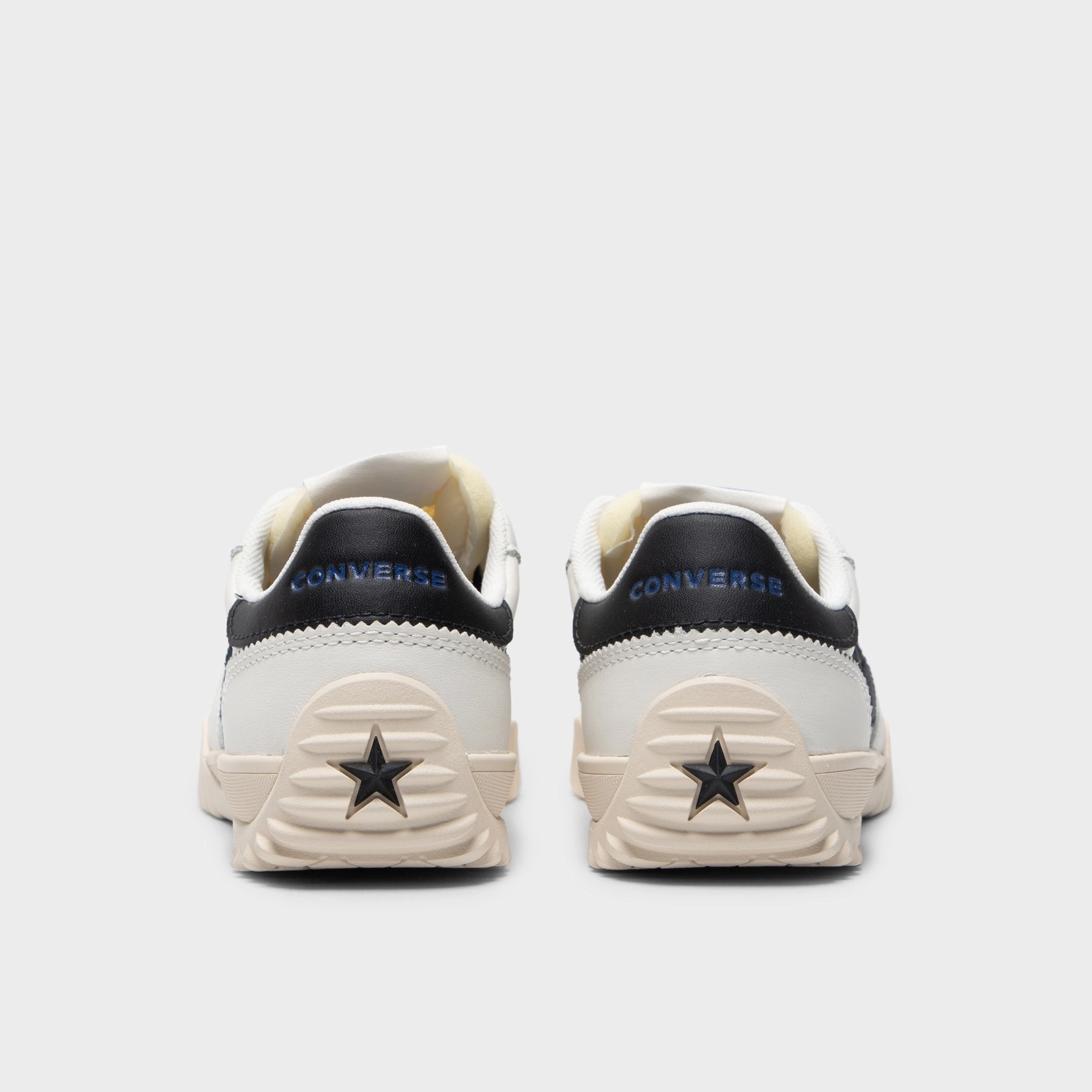 Converse Run Star Trainer Vintage White / Natural Ivory Versatile Footwear Weekend Trip