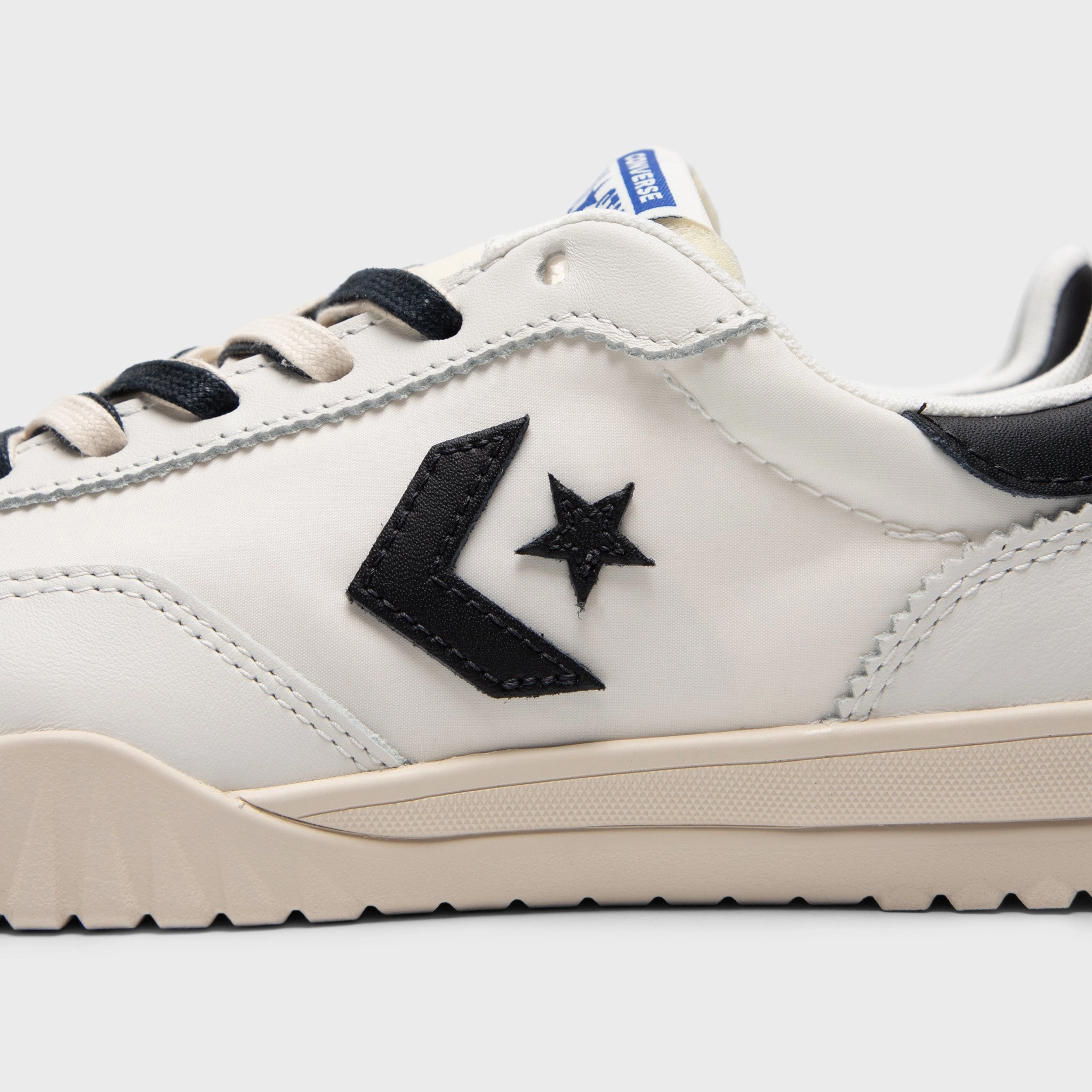 Converse Run Star Trainer Vintage White / Natural Ivory Sleek Build