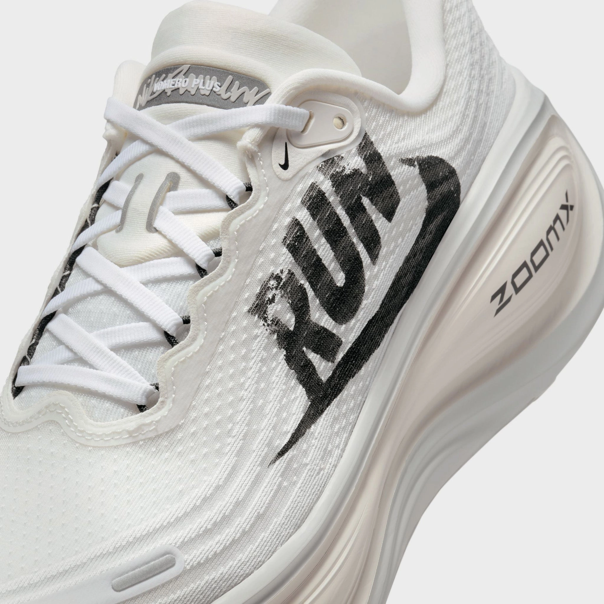 Steady Grip Nike Vomero Plus Run Summit White / Black - Vast Grey