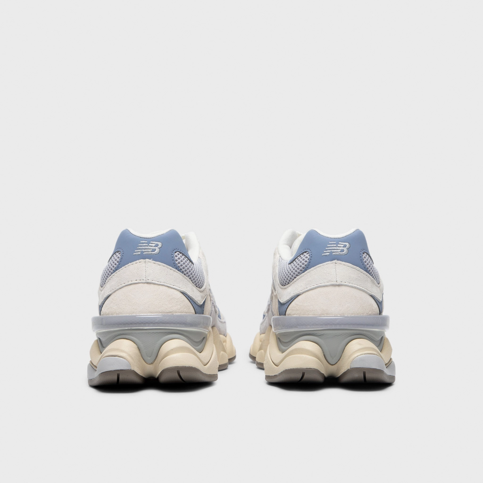 shoe covers post - injury running shoes New Balance 9060 Pearl Grey / Linen