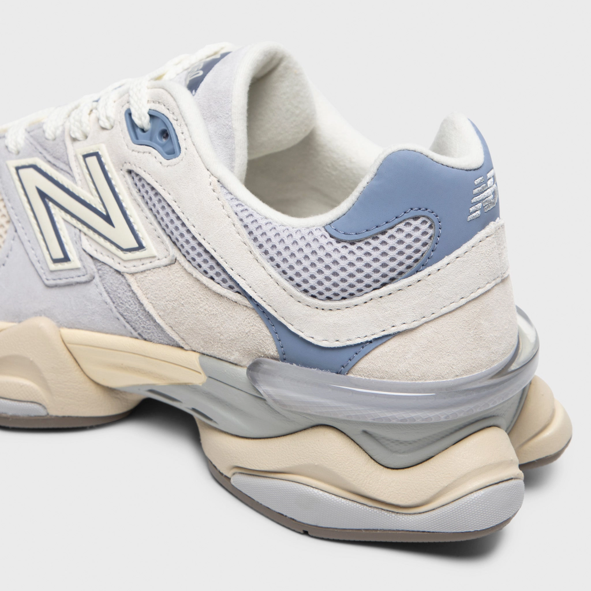 Foot - stability New Balance 9060 Pearl Grey / Linen