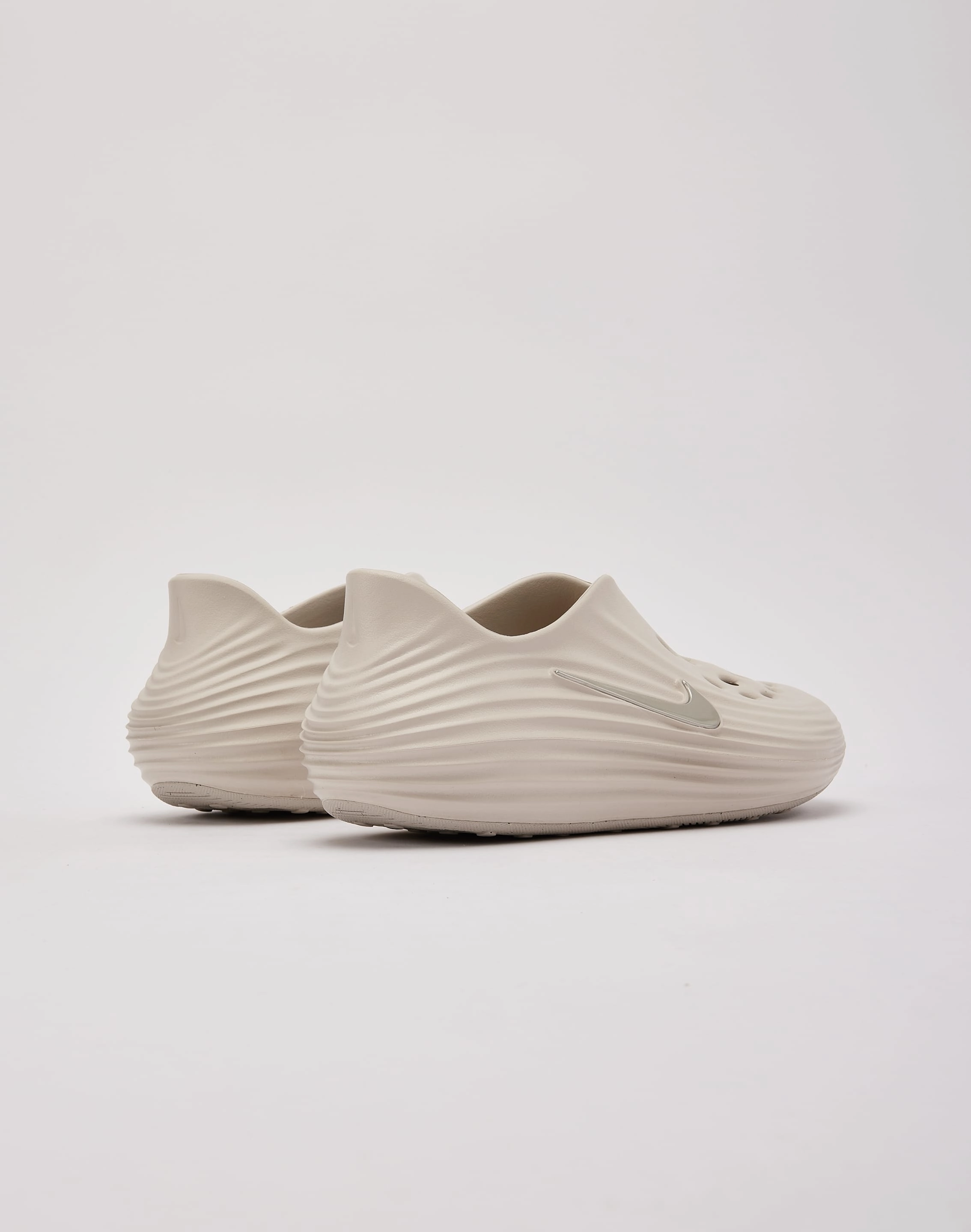 Nike ReactX Rejuven8 Shine Step