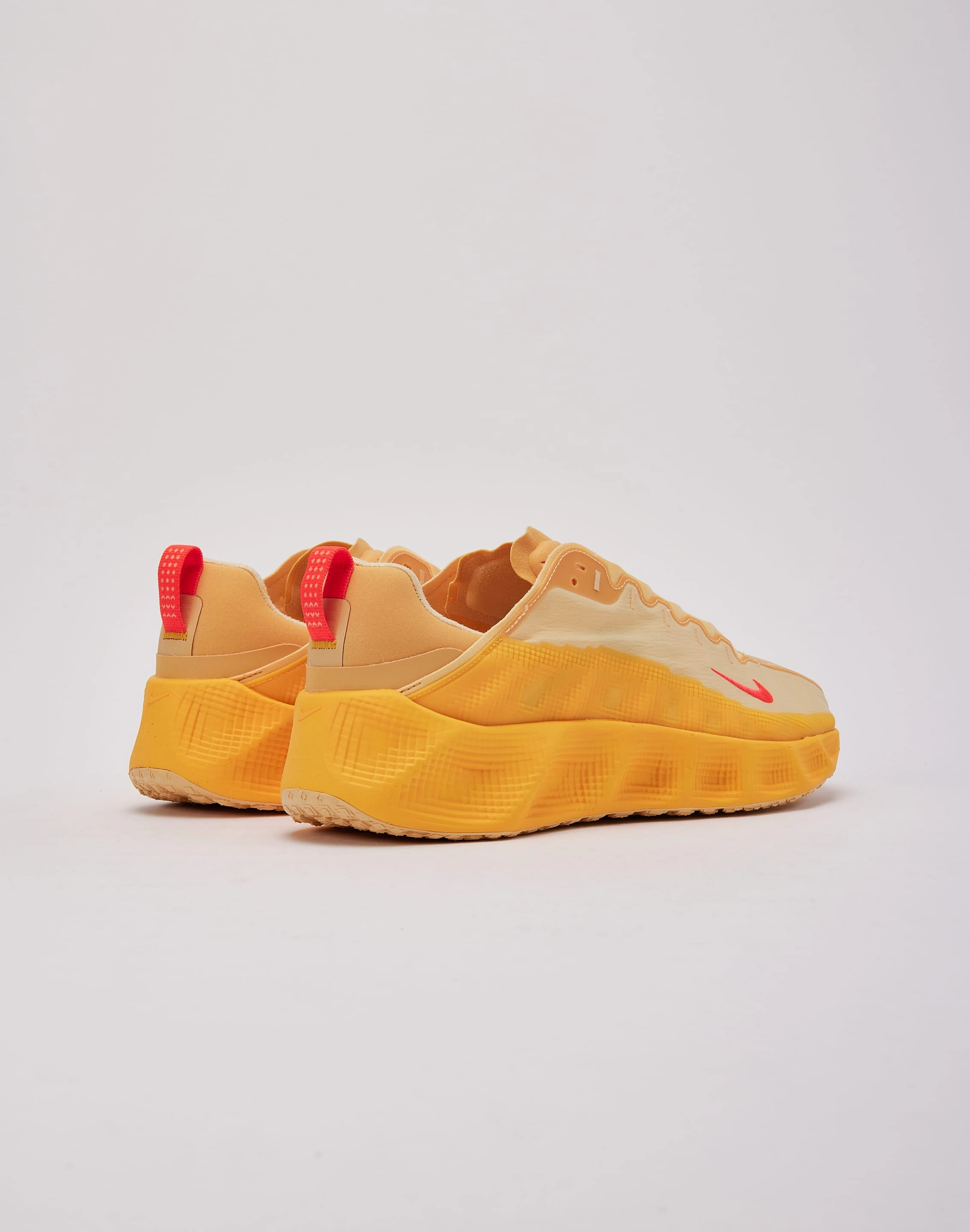 Nike Ava Rover Fun Pace Trend Ready
