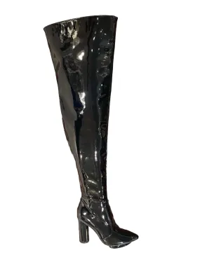Daniella Boots In Black Non Slip Waterproof Feature