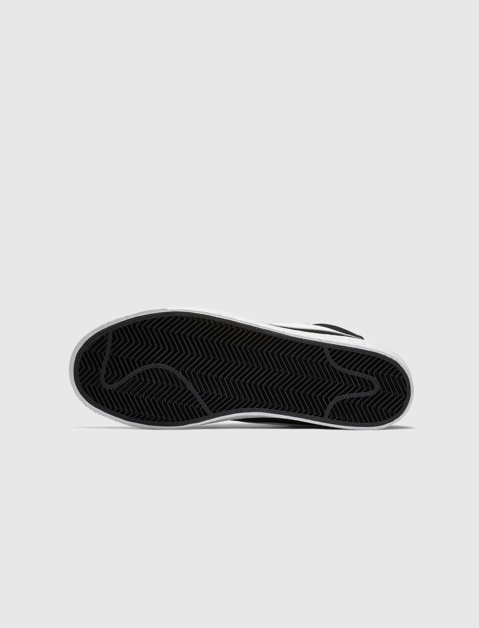 SB ZOOM BLAZER MID "BLACK/WHITE" Party Mood