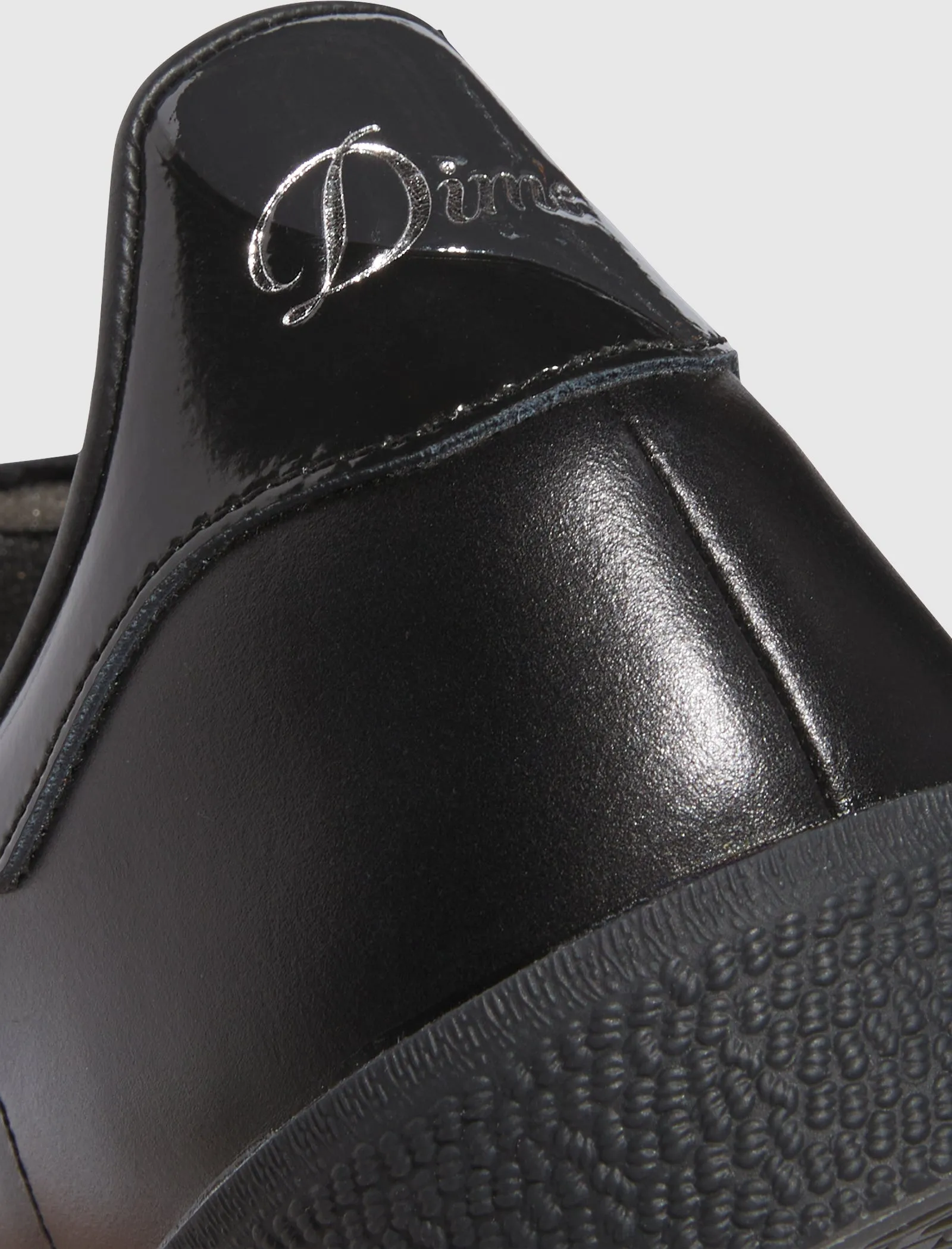 DIME GAZELLE ADVANCE "BLACK/WHITE/SILVER" Flexible Fit City Adventure Comfortable Design