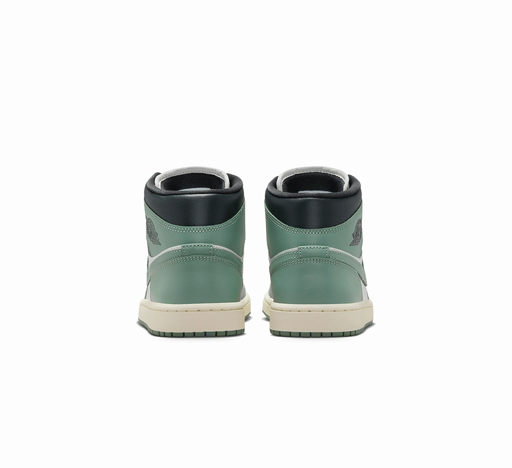 Maximum Cushioning Traction Lug Configuration Women's Air Jordan 1 Mid