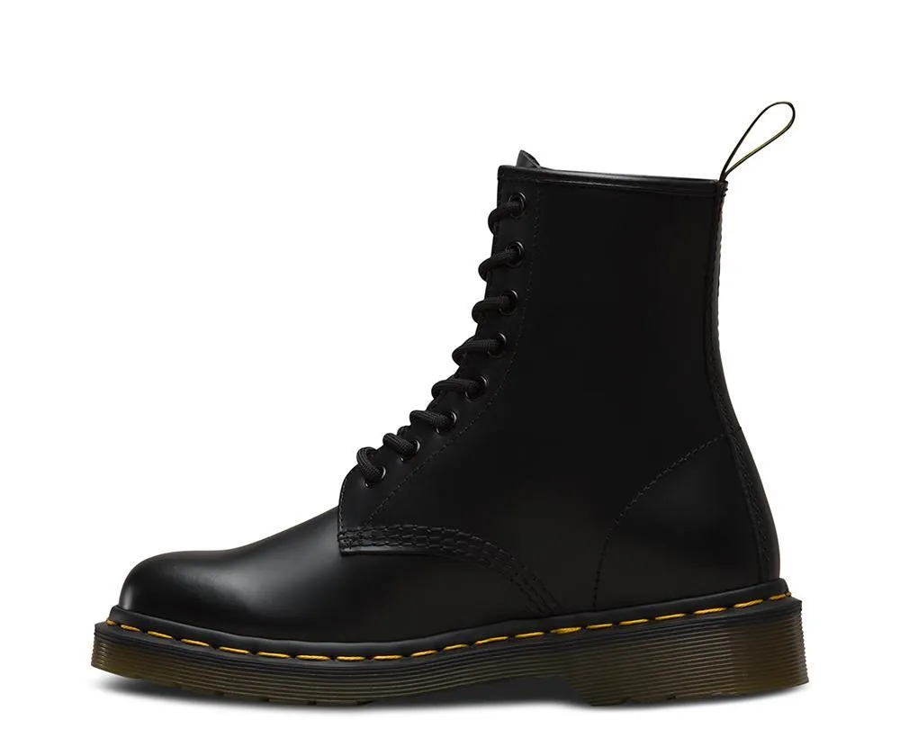 Protective Finish Snow Trekker Comfort Padding Dr. Martens Men's 1460 Black Smooth