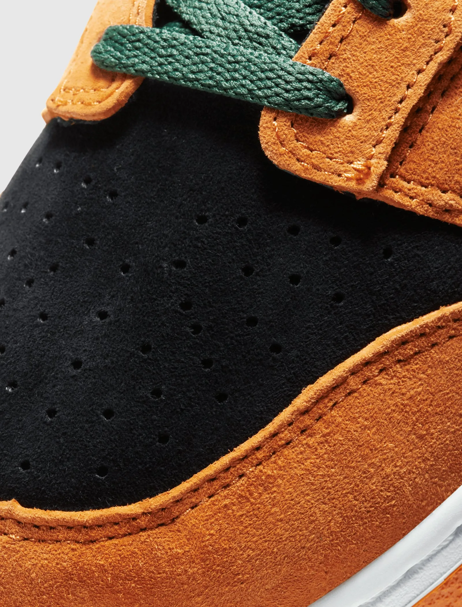 Moon Walk Feather Light Long Distance DUNK LOW "CERAMIC"