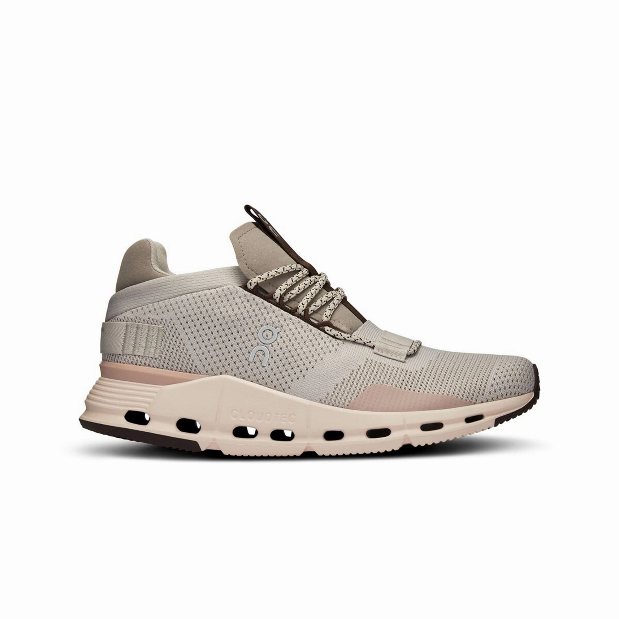 On Running Women's Cloudnova 26.98124 Tailored arch