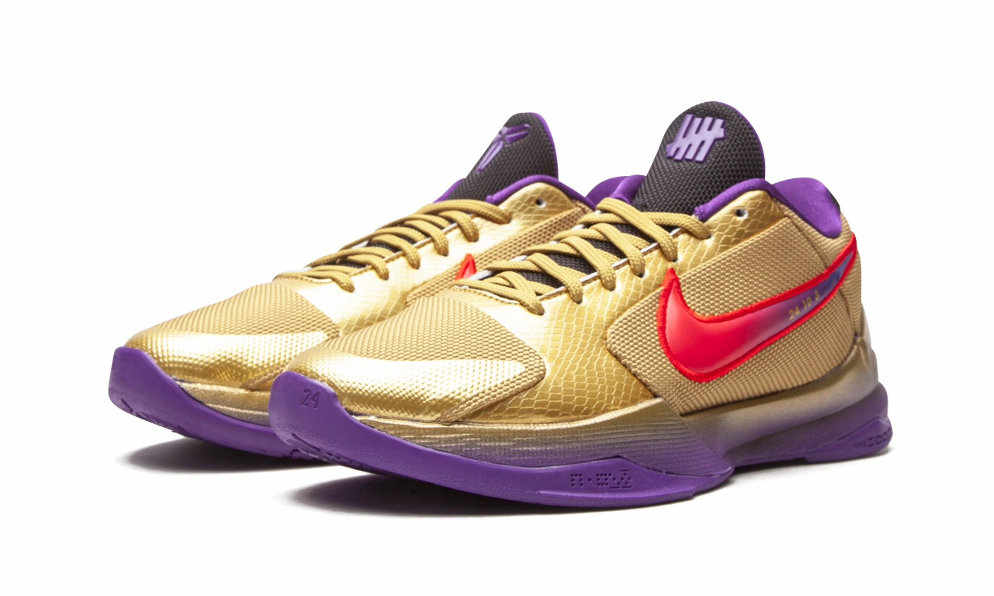 Kobe 5 Protro "Undefeated - Hall of Fame" Torsional Rigidity Frame Adaptive Traction Technology