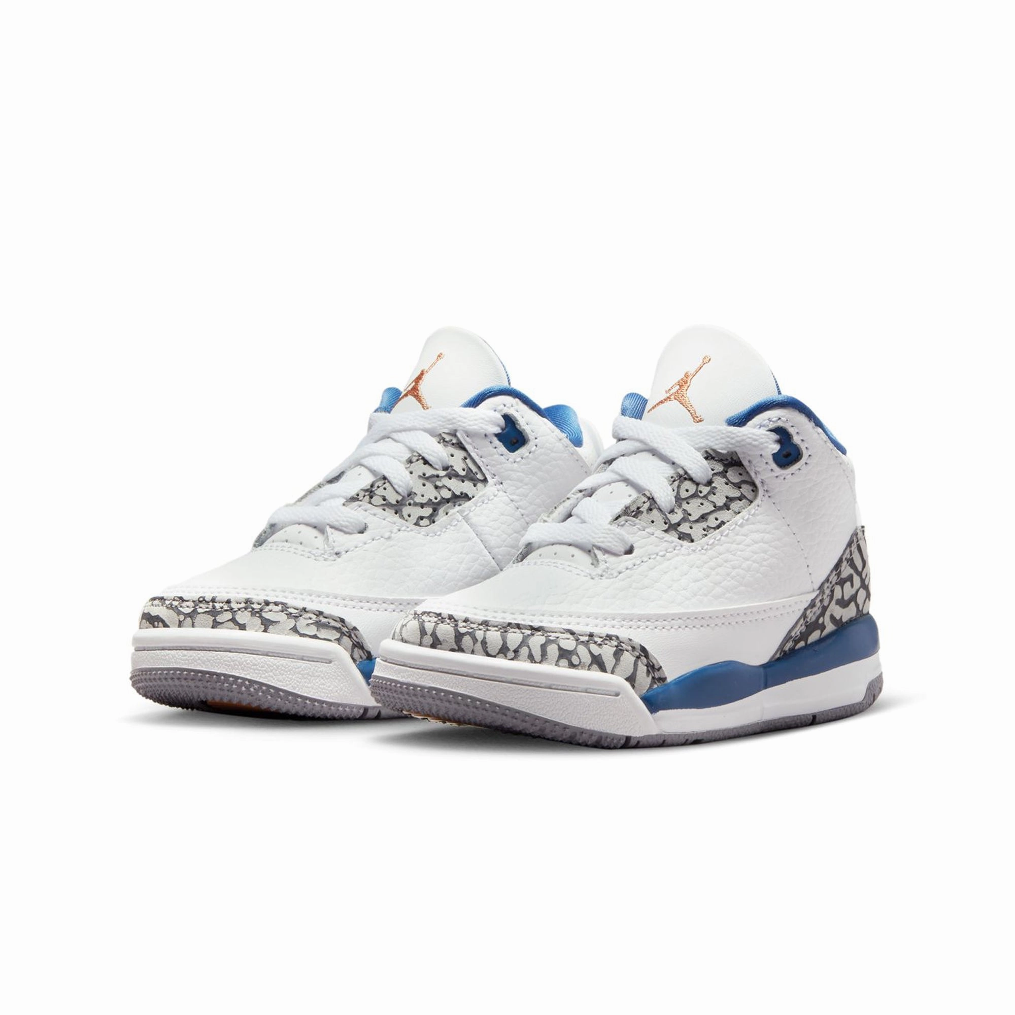 Jordan 3 Retro "Wizards" Toddler DM0968-148 Sleek Shape Modern Walk