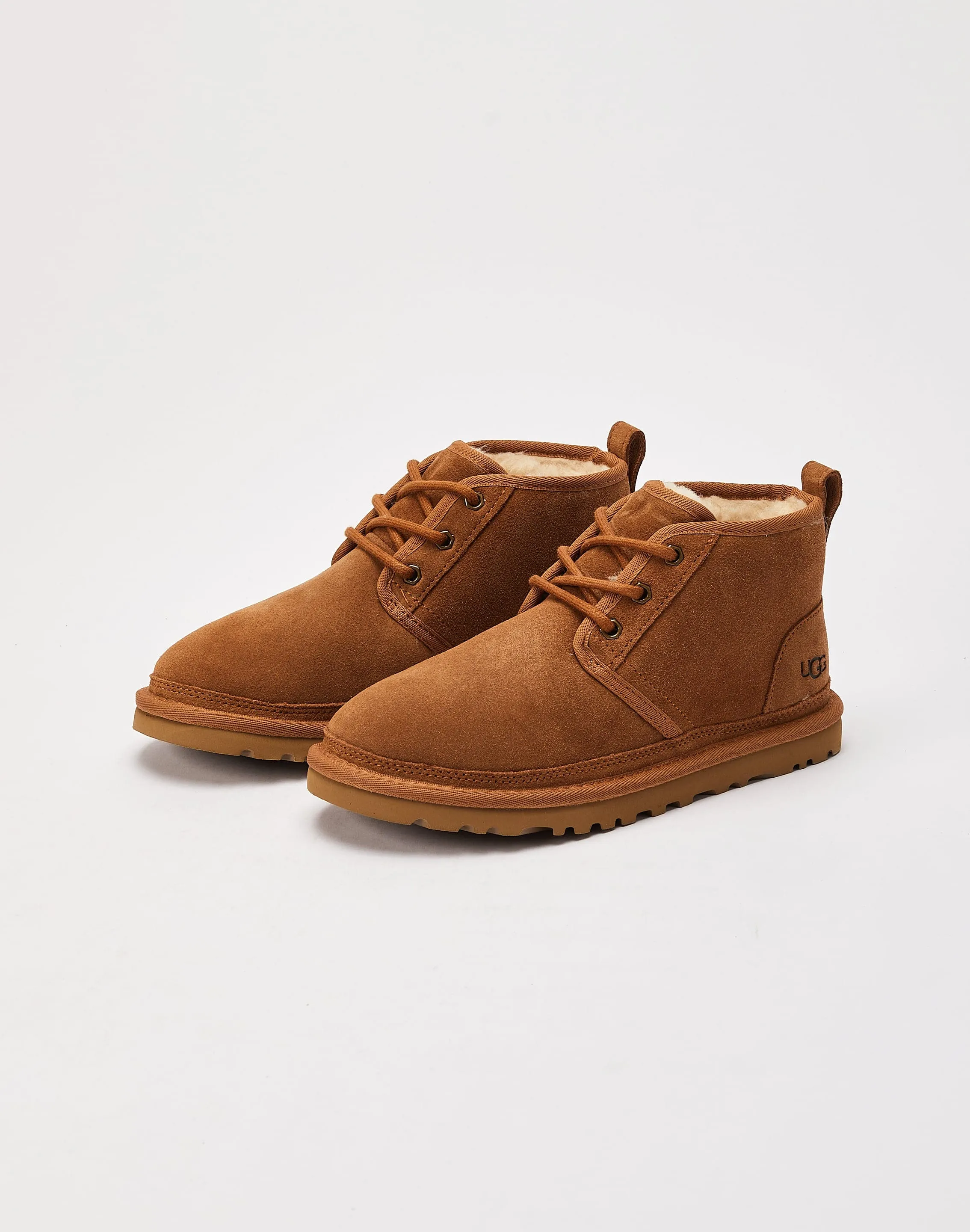 UGG Neumel Boots Durable Build Suede Feel