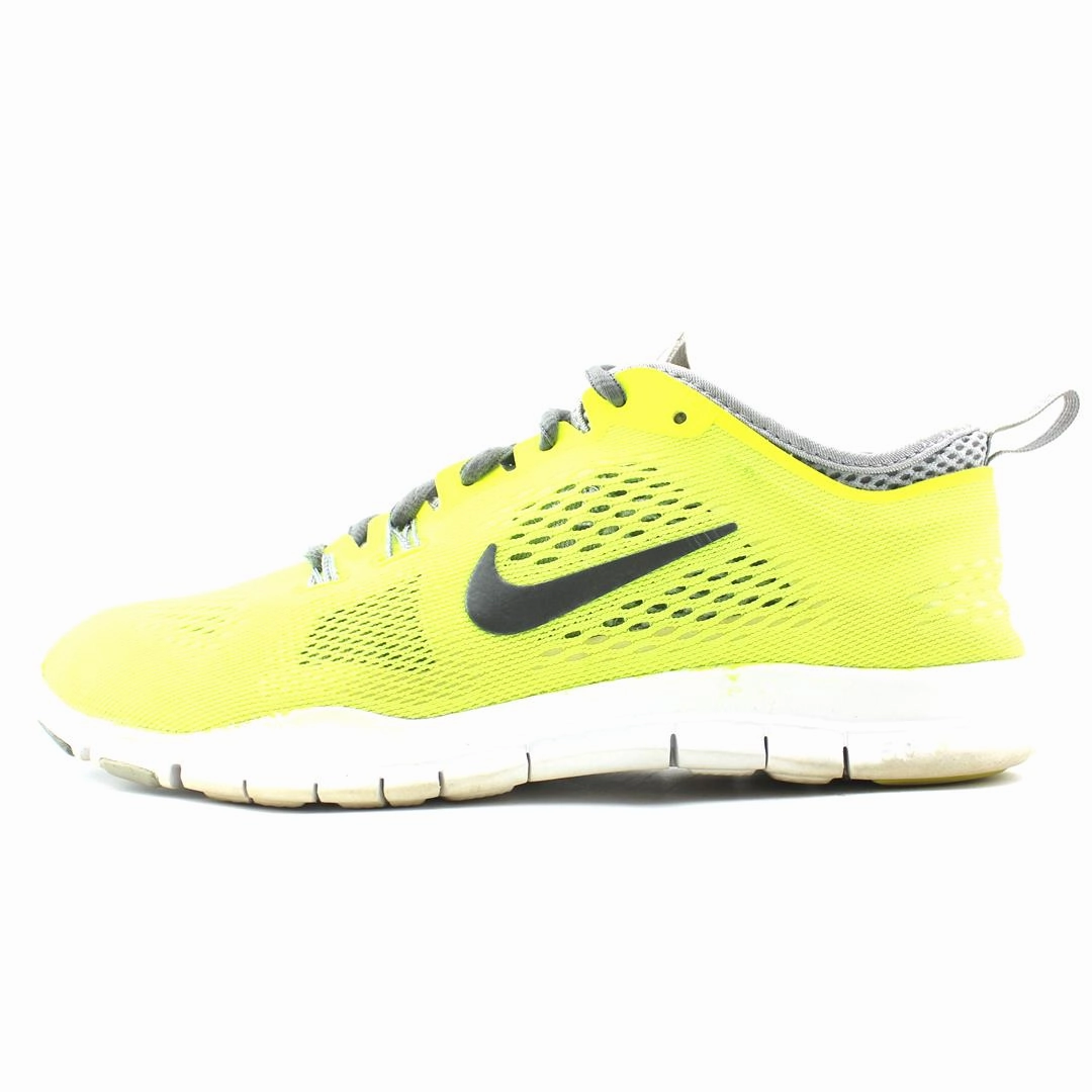 daily user high - cut NIKE FREE TR FIT 4