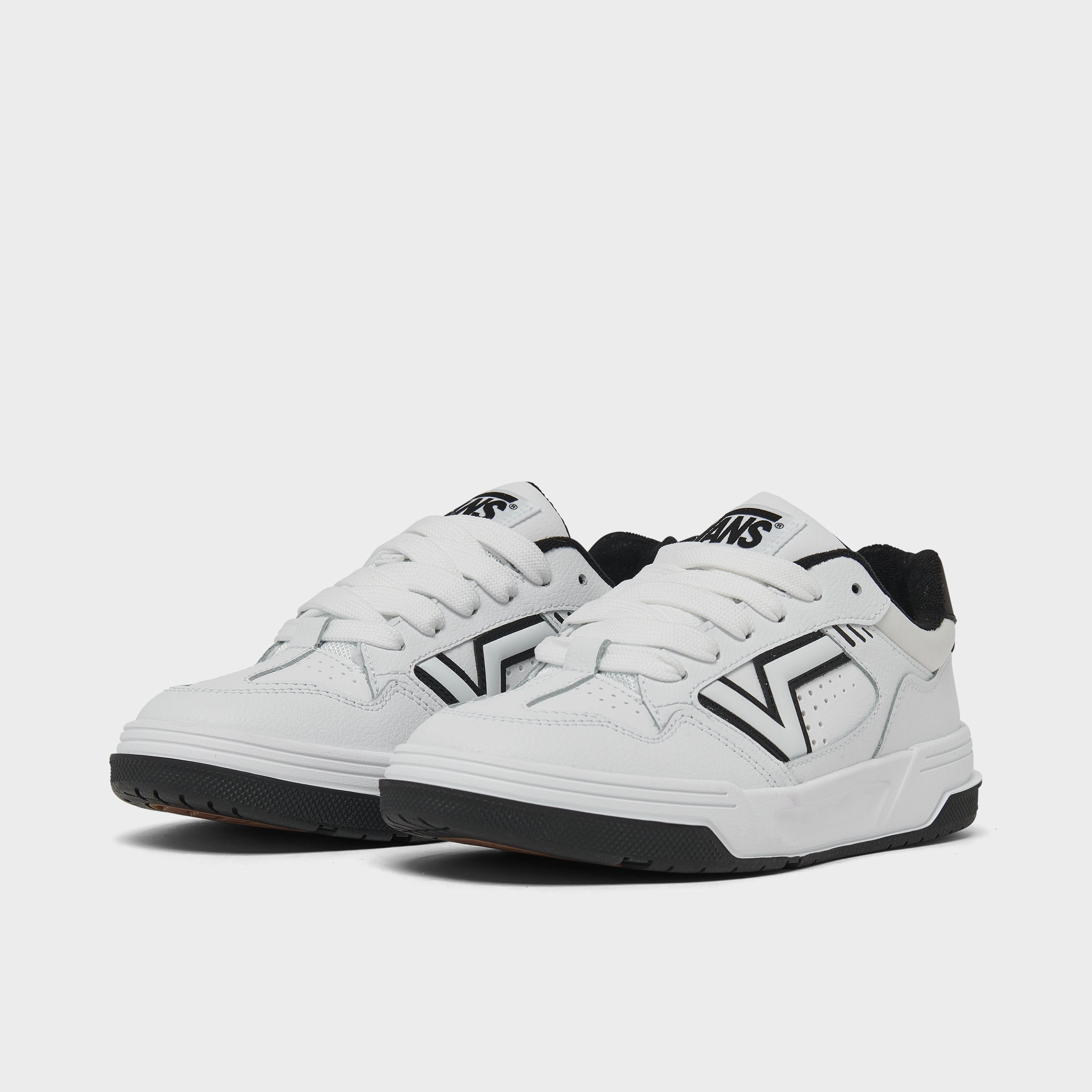Vans Upland White / Black Comfortable Outsole