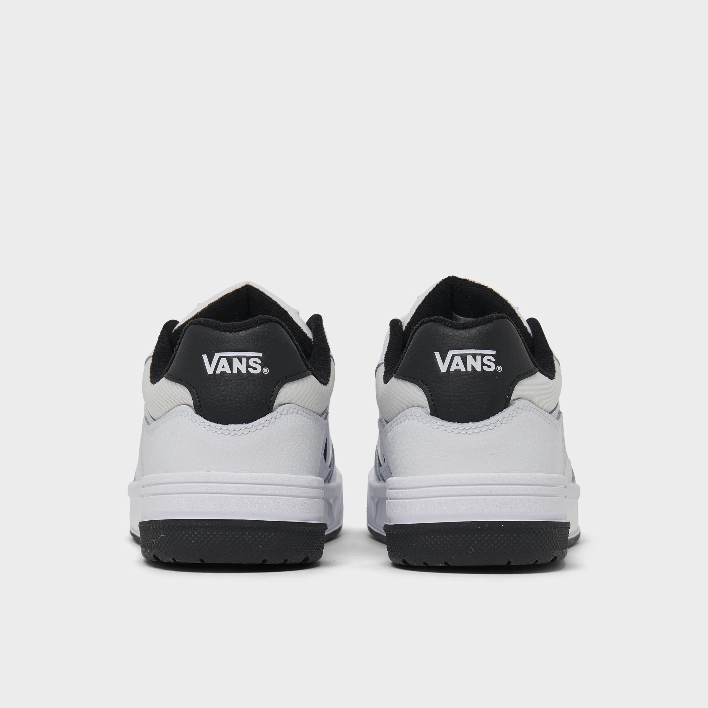Vans Upland White / Black Fall Outfit