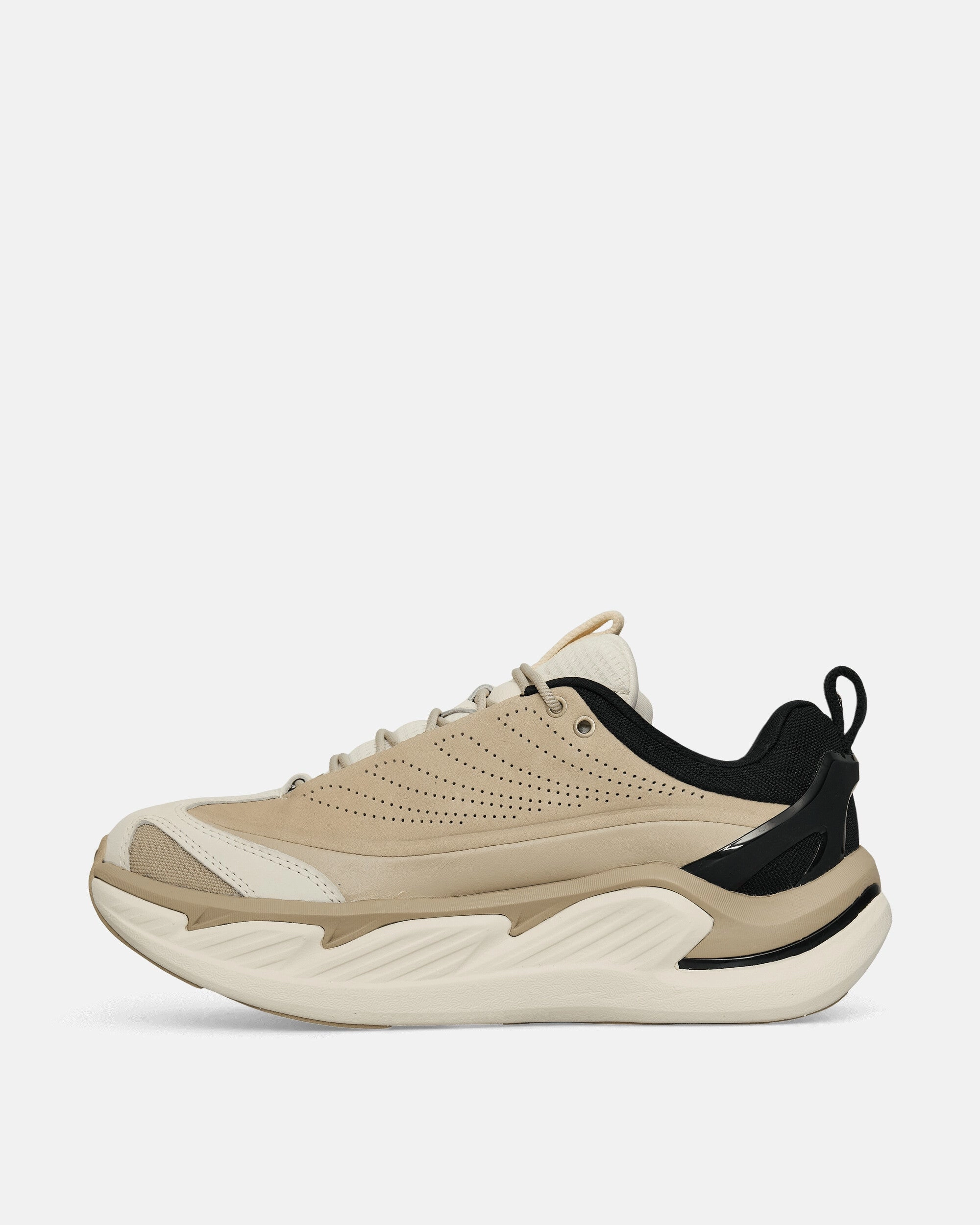 Resilient Pace Elevon X Sneakers Alabaster / Rawlinen