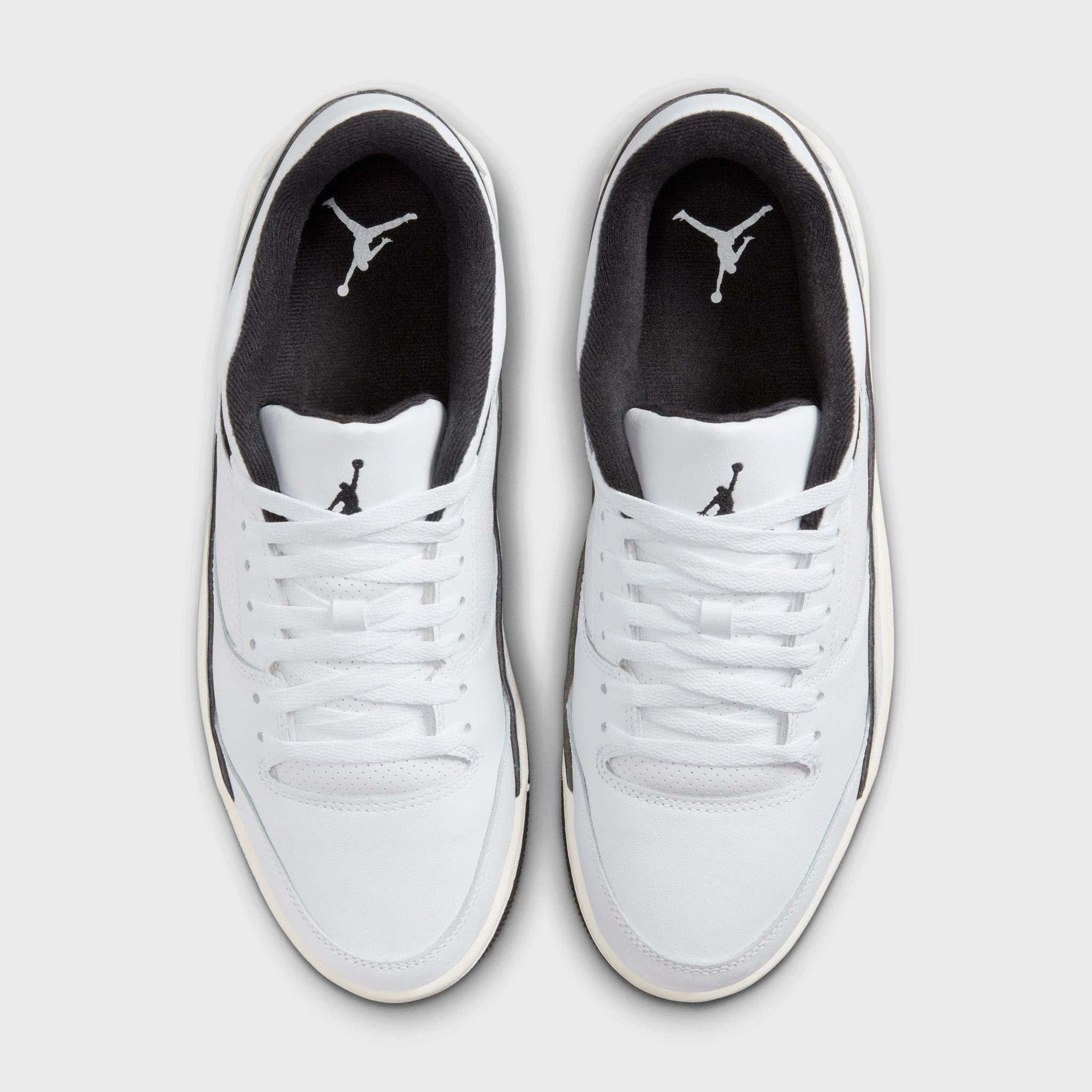 Jordan Flight Court White / Black - Sail Offensive Cushioning