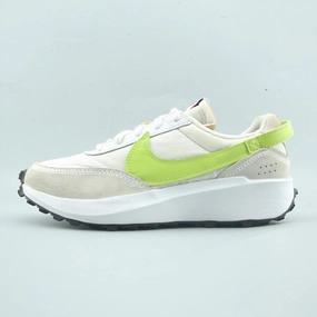 Slow Pace NIKE WAFFLE DEBUT