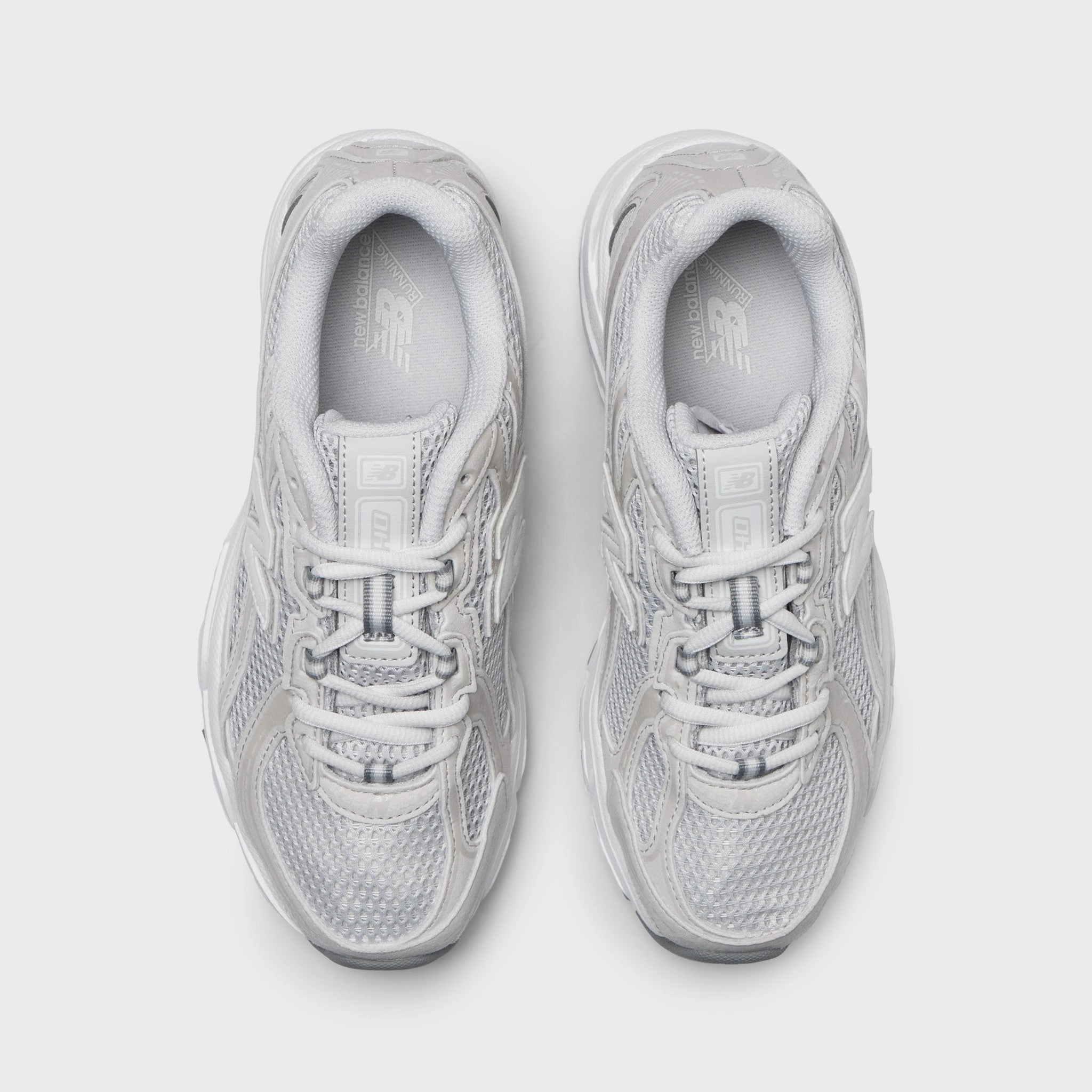 morning running footwear coordination shoes New Balance Juniors' 740 Grey Matter / White