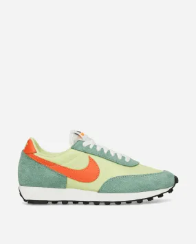 Daybreak Sneakers Limelight / Healing Jade Sports Class Non Restrictive Collar Padding