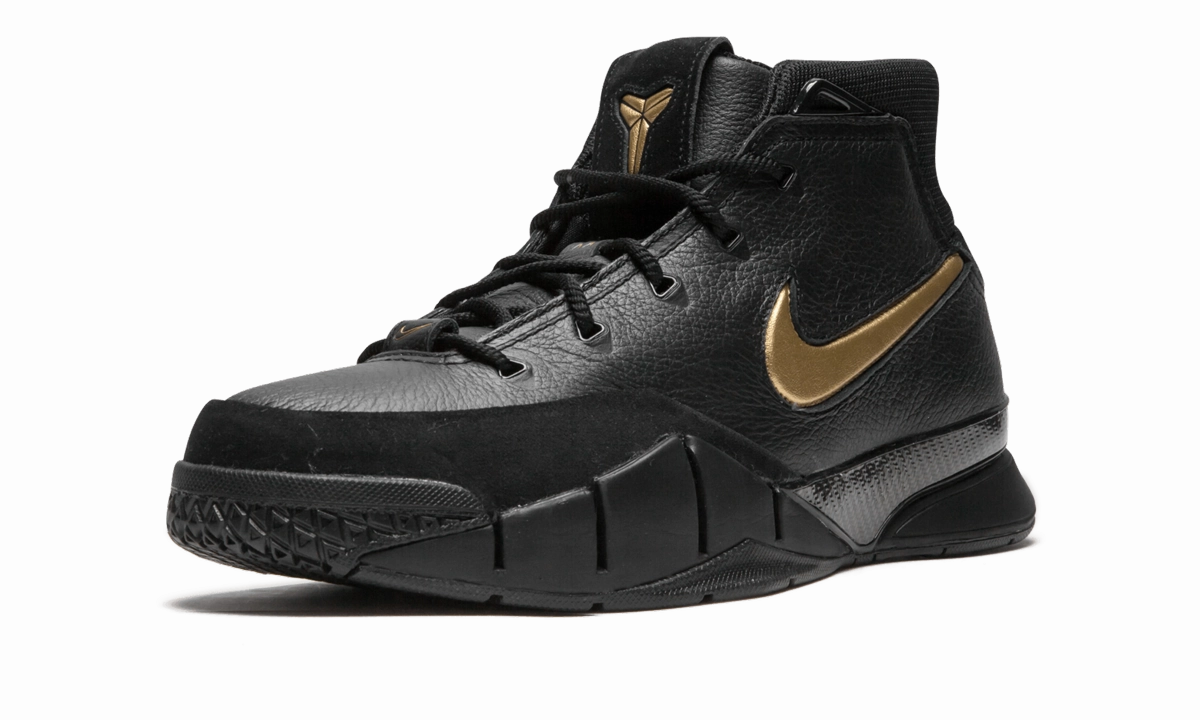 Kobe 1 Protro "Mamba Day" Seamless Toe Box Construction Quick Lace Mechanism