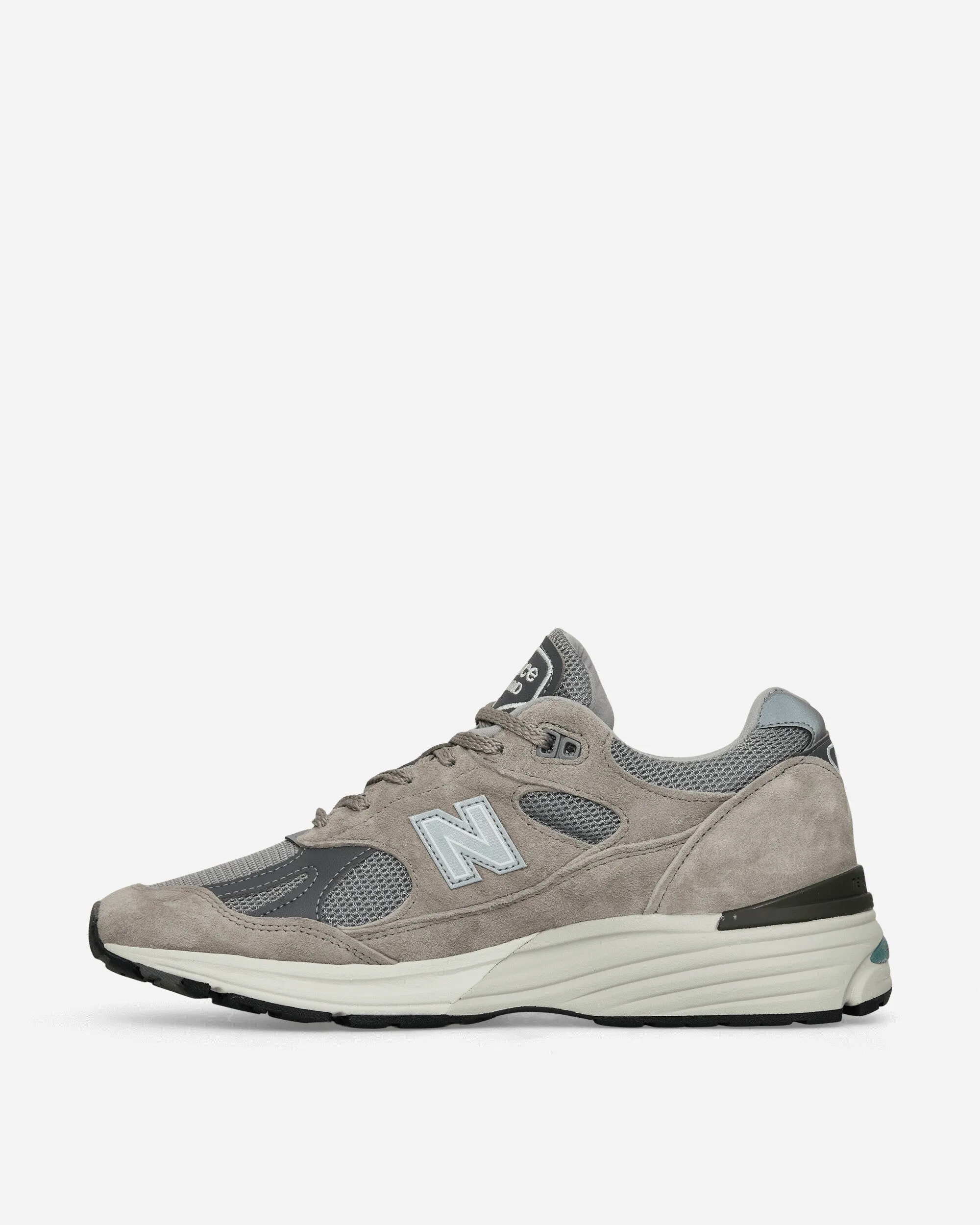 Made in UK 991v2 Sneakers Dove / Alloy / Silver Sculpted stability Synthetic Upper