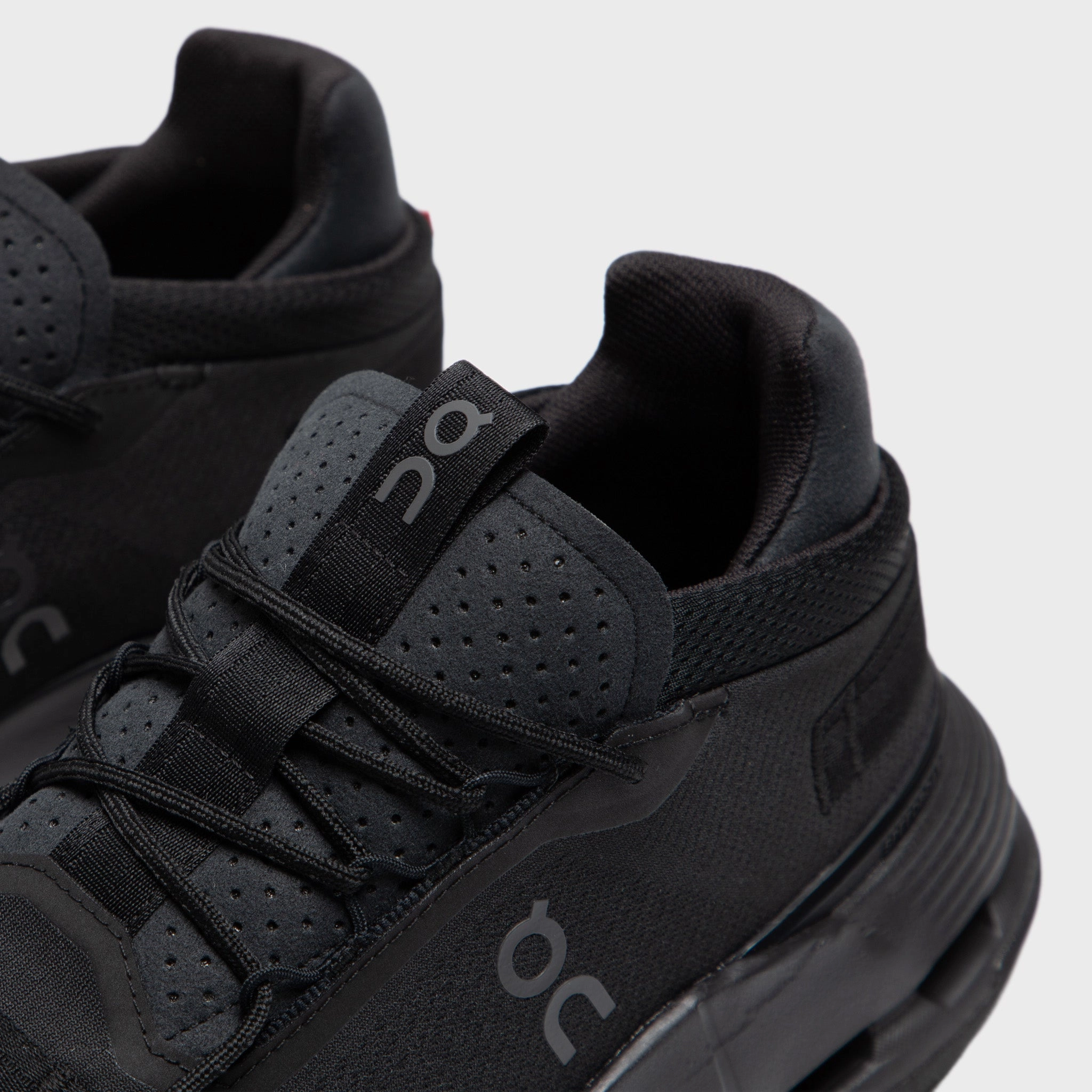 Color Variety Warm - weather running On Cloudnova 2 Black / Black
