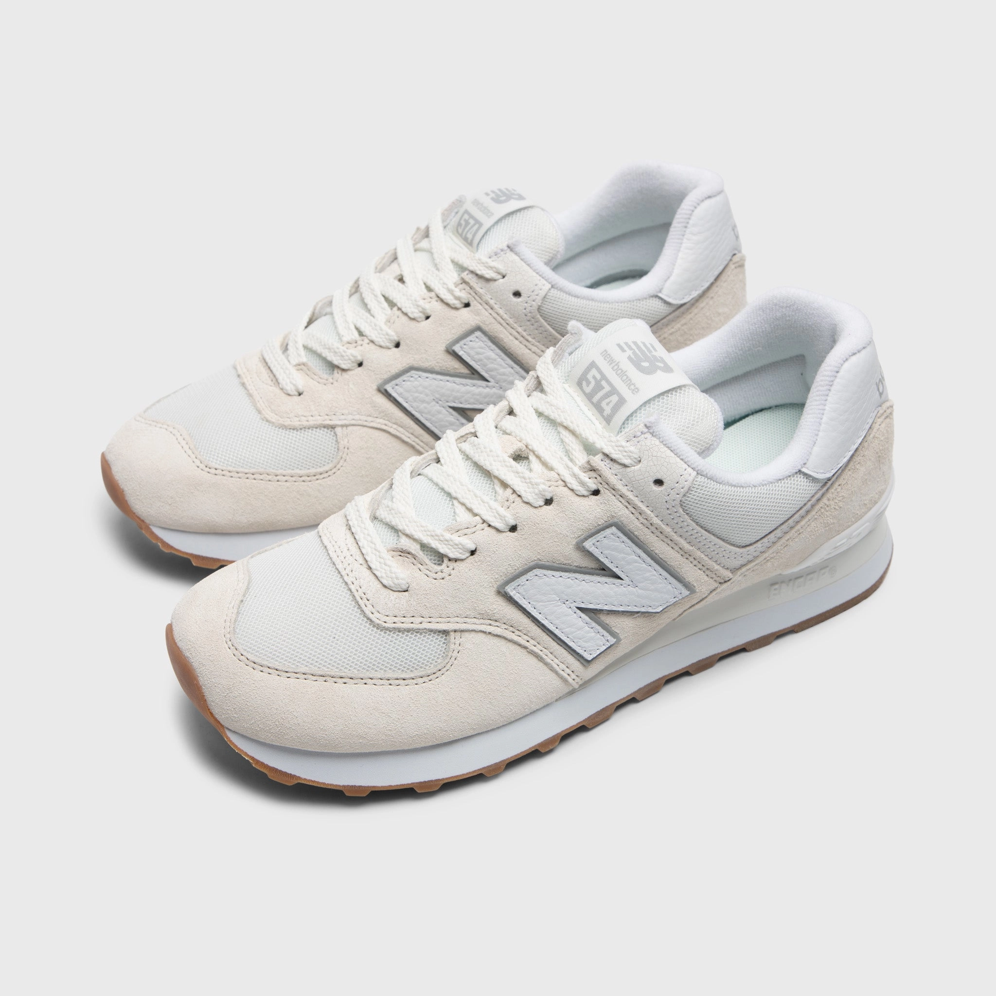 Performance running in flat terrain shoes New Balance 574 Sea Salt / White - Concrete