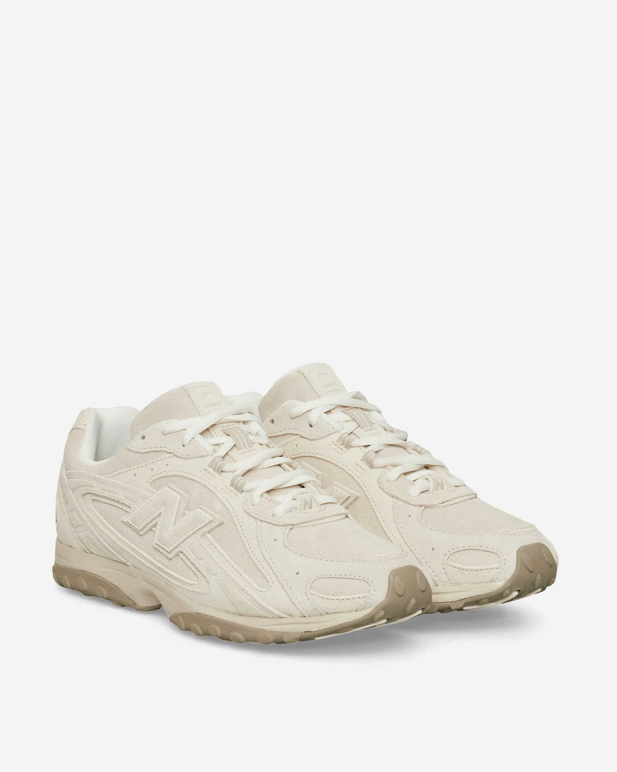 Retro-inspired silhouette Active Wearer 204L Sneakers Timberwolf / Linen