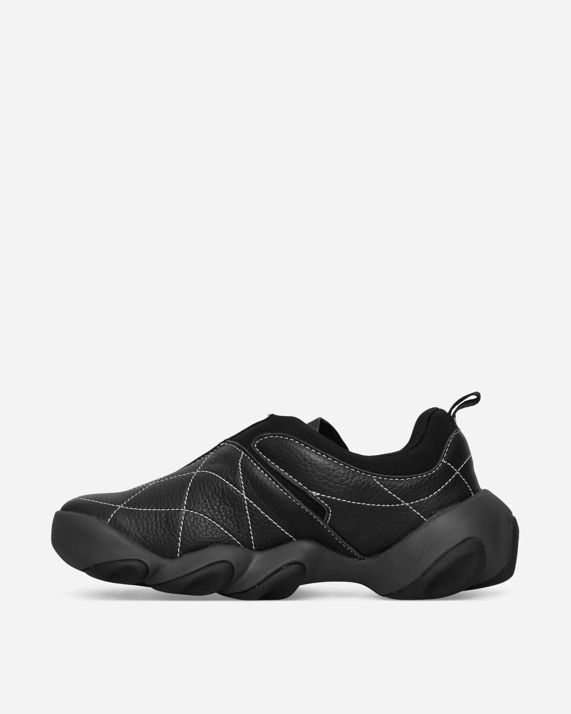Flesh Warp Sneakers Black / White Shock Absorbing Foam