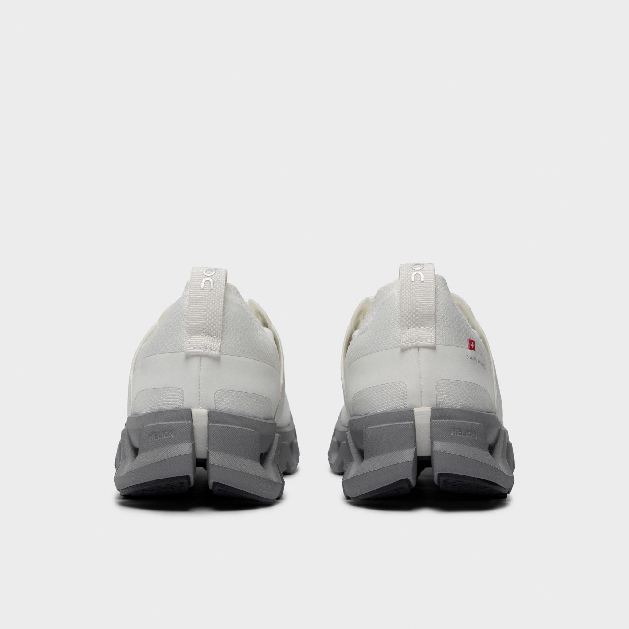 Outdoor Ready Comfort Strap On Cloudswift 4 Ivory / Alloy