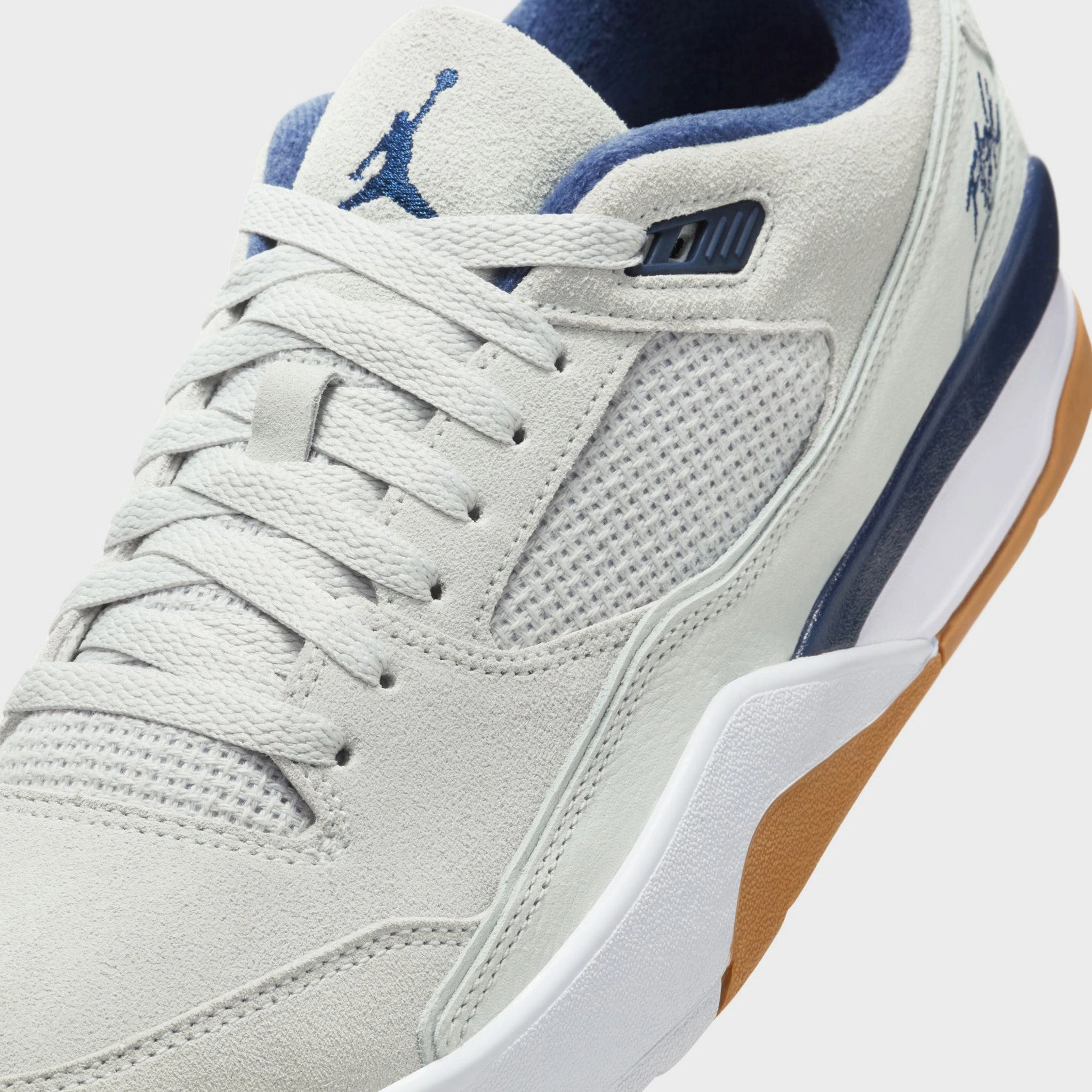 Durability Mid Game Power Jordan Flight Court Neutral Grey / Midnight Navy - White