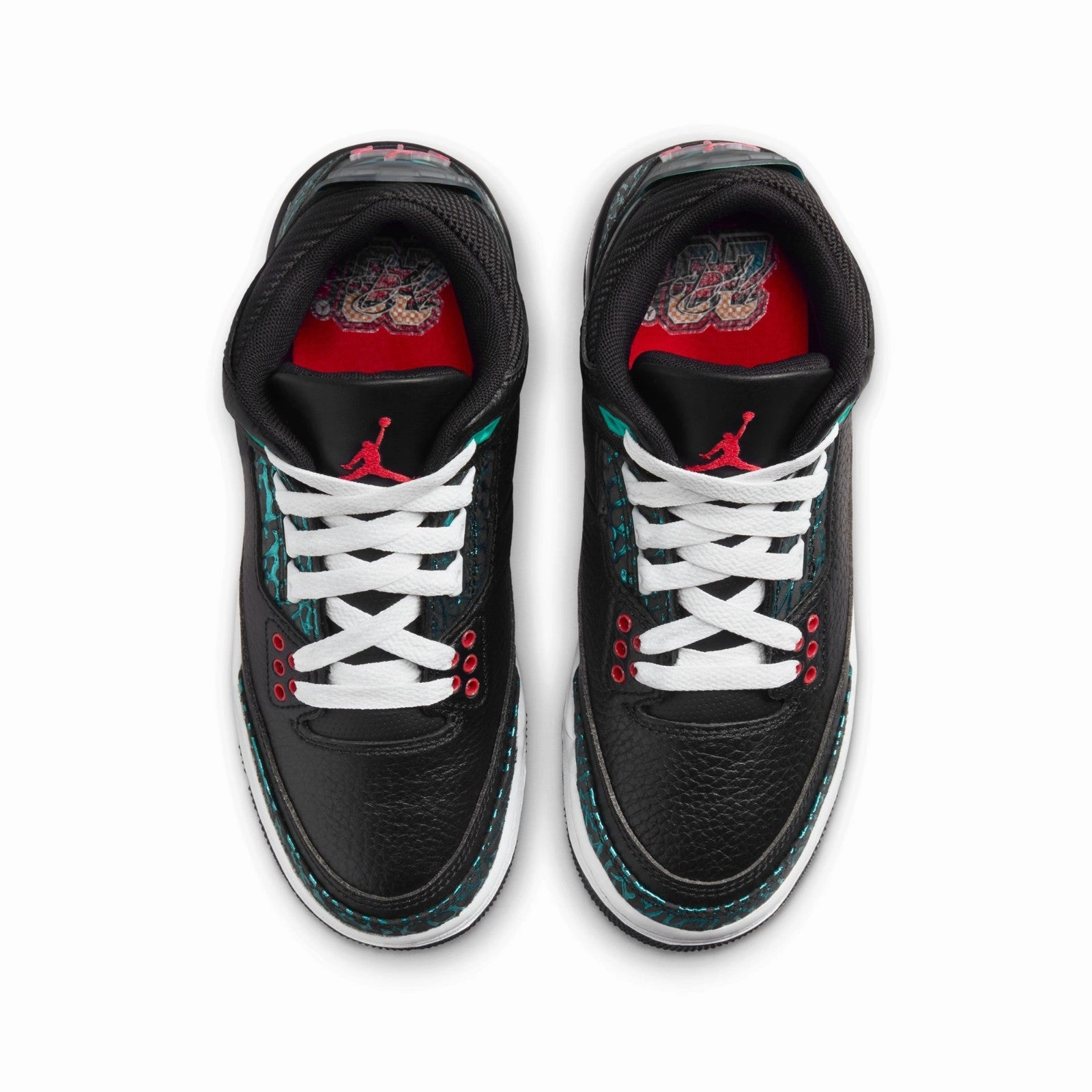Jordan 3 Retro FV5437-001 Ultra Lightweight Frame Everyday Form