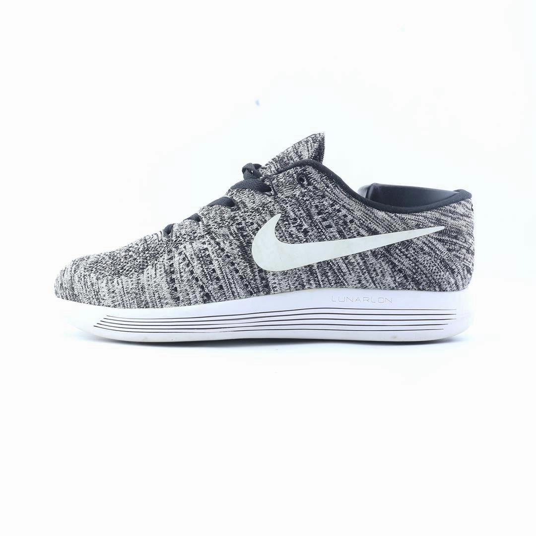 Fitness training NIKE  LUNAREPIC FLYKNIT LOW