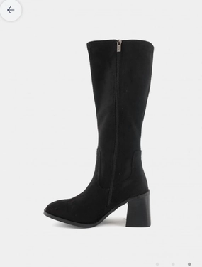 Women's Knee High Boots In Black Artisan Market