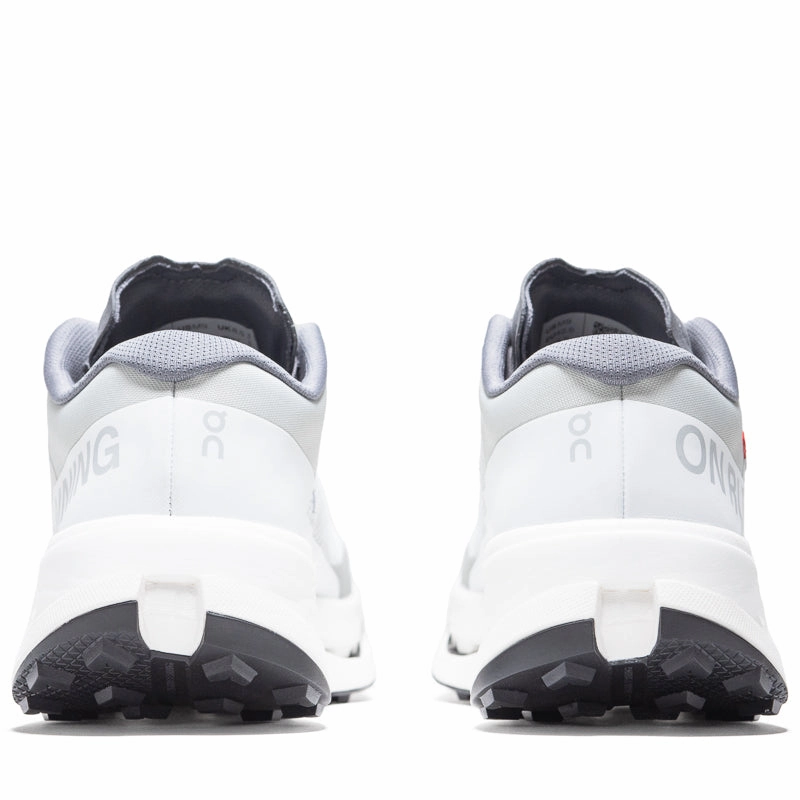 jungle - themed running wear achievement On Cloudultra 3 - Rock/White