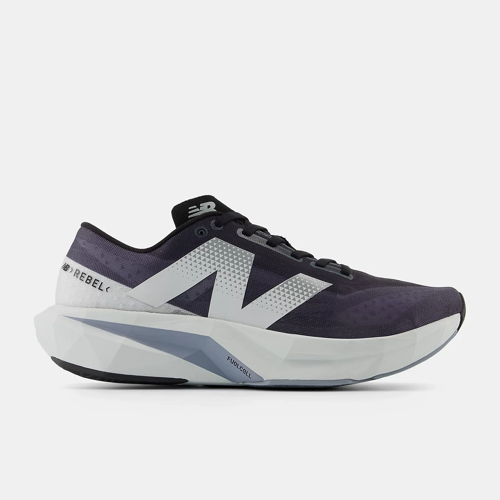 sporty sneakers FuelCell Rebel v4