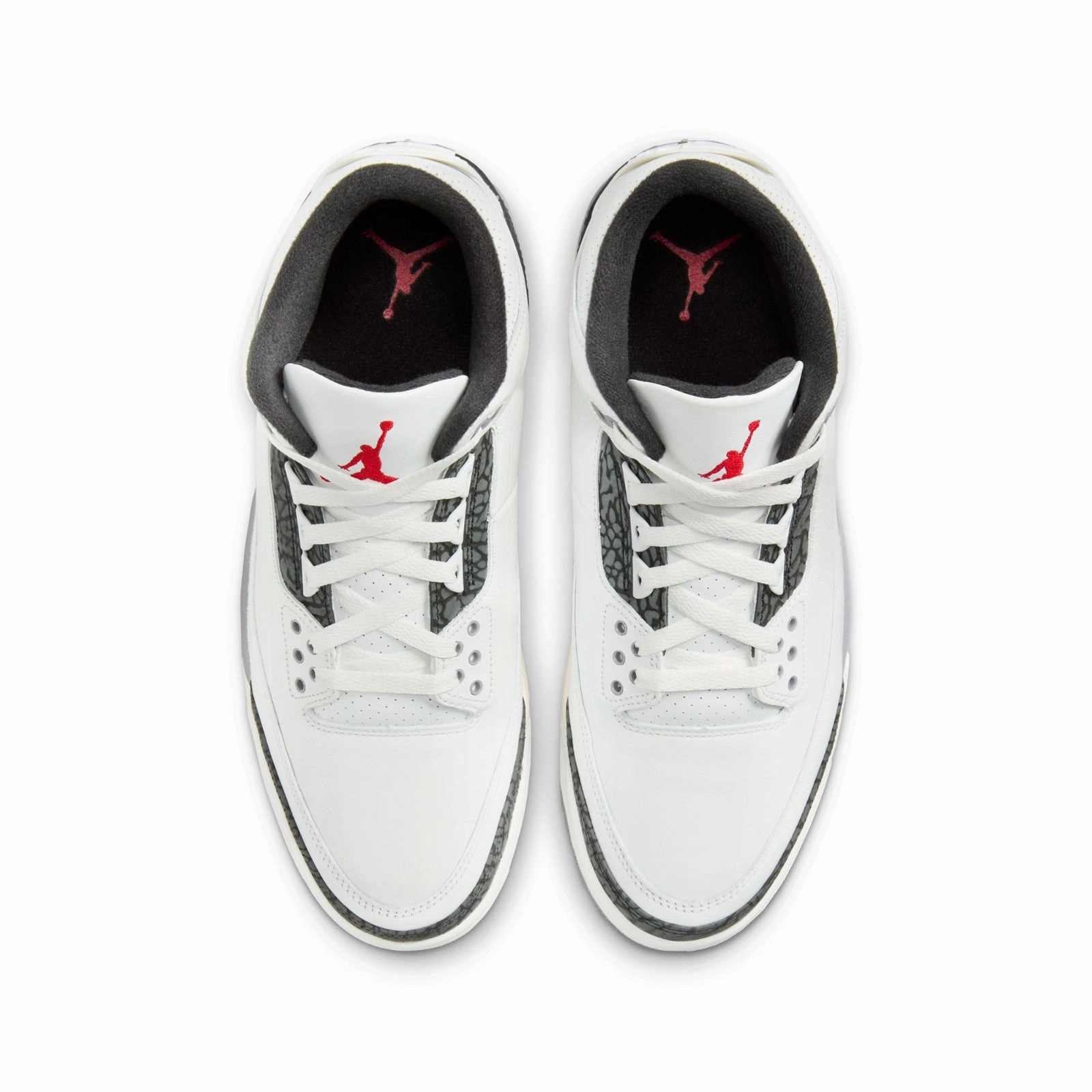Air Jordan 3 Retro "Cement Grey" CT8532-106 Effortless Feel Urban Motion