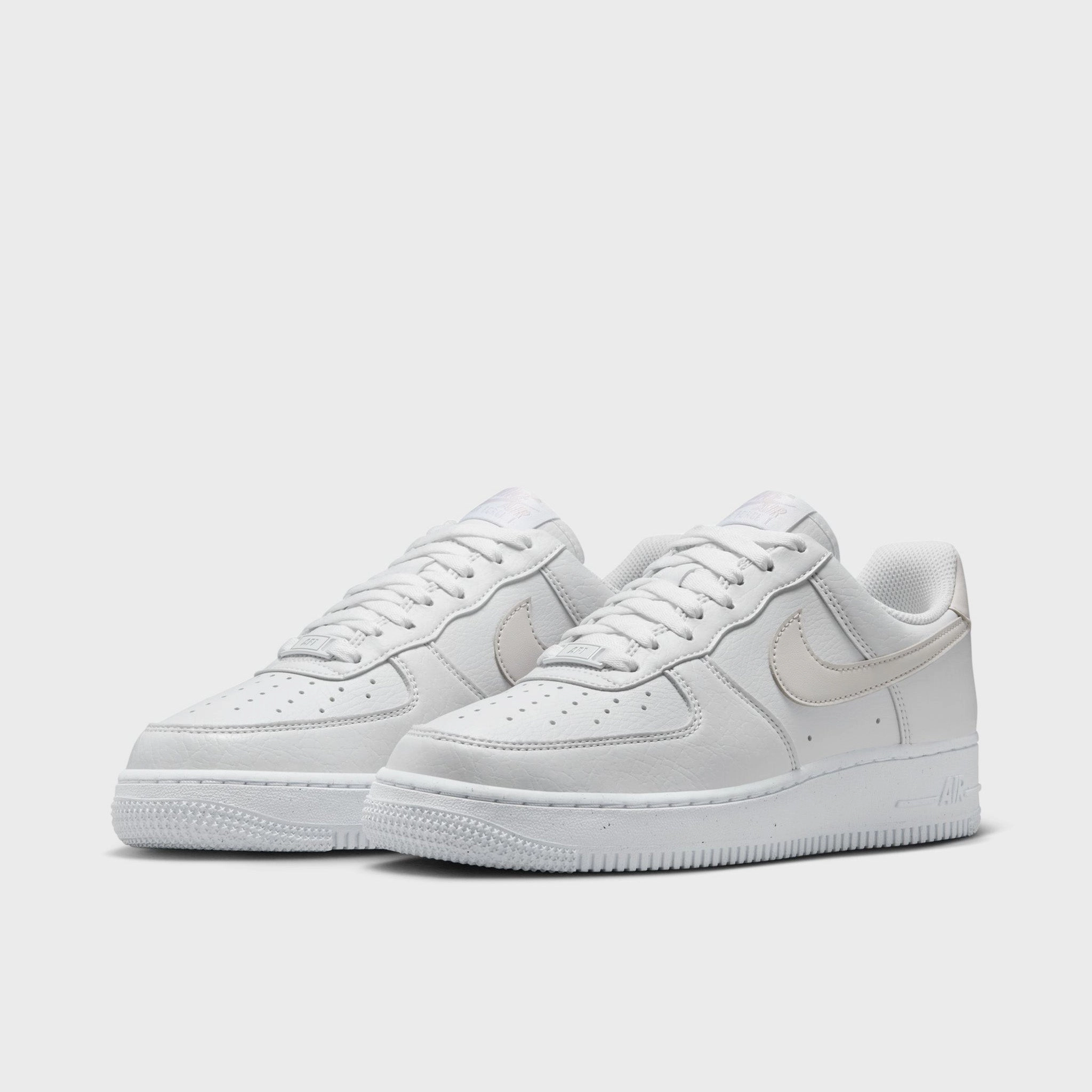 Dynamic Lacing Harness Pro Response Nike Women's Air Force 1 '07 Next Nature White / Vast Grey