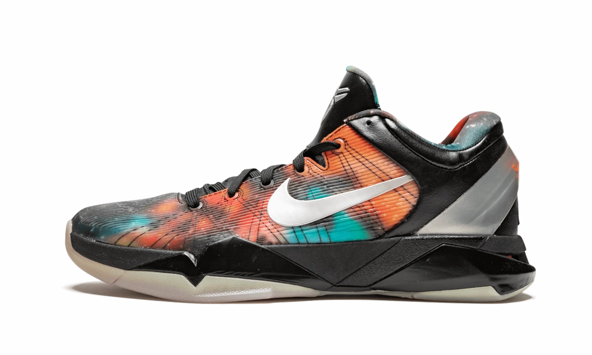 Zoom Kobe 7 As "Galaxy" Phylon Midsole
