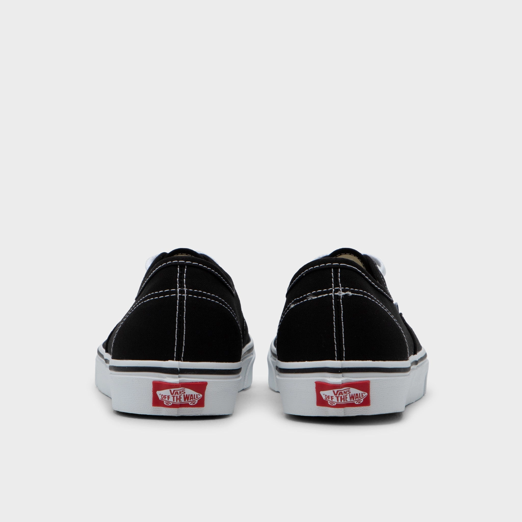 Sporty Look Well Built Vans Authentic / Black